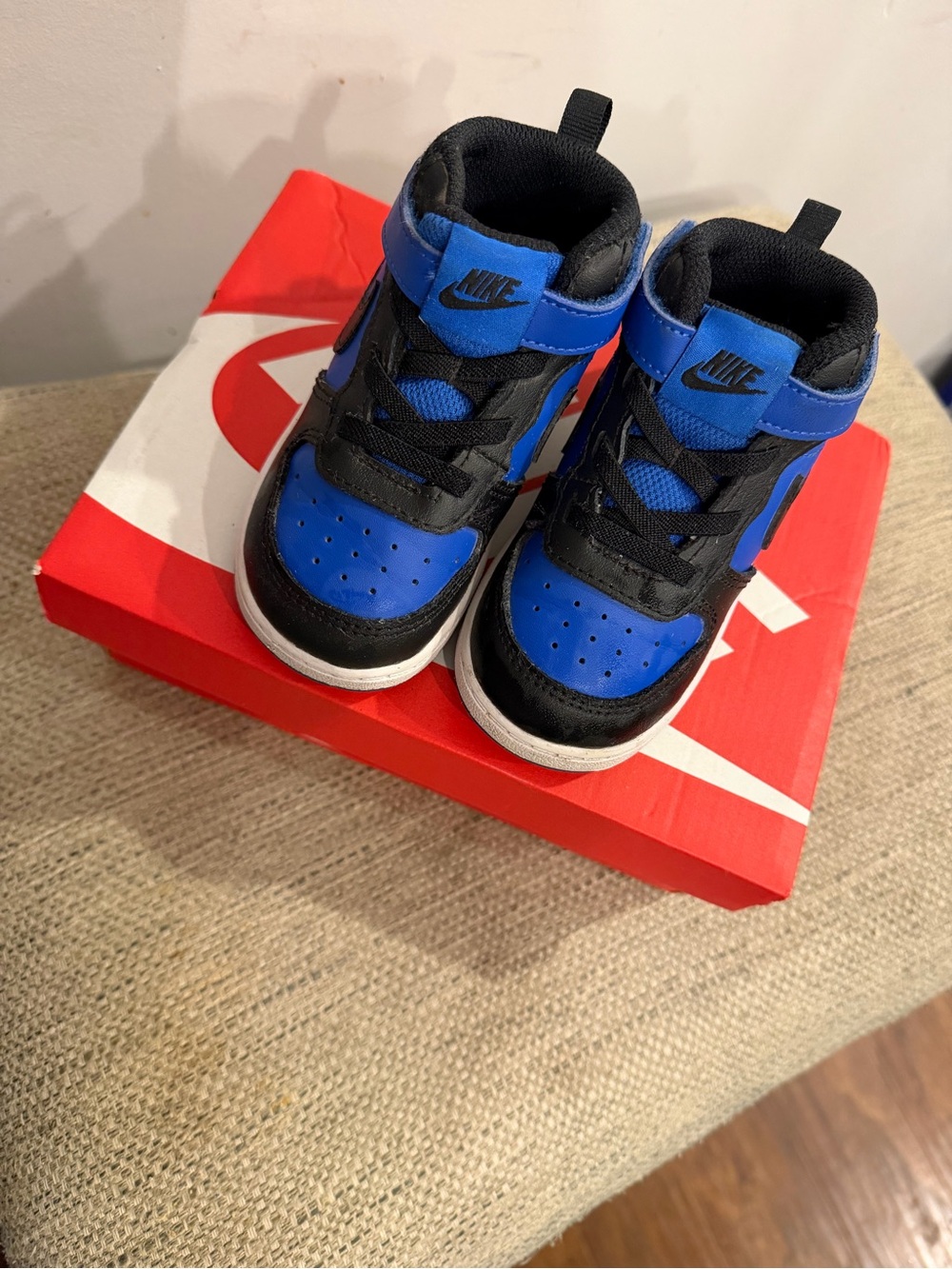 Nike Court Mid Toddler boy in Black and Blue